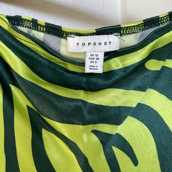 TOPSHOP Green satin printed skirt - Picture 6 of 9